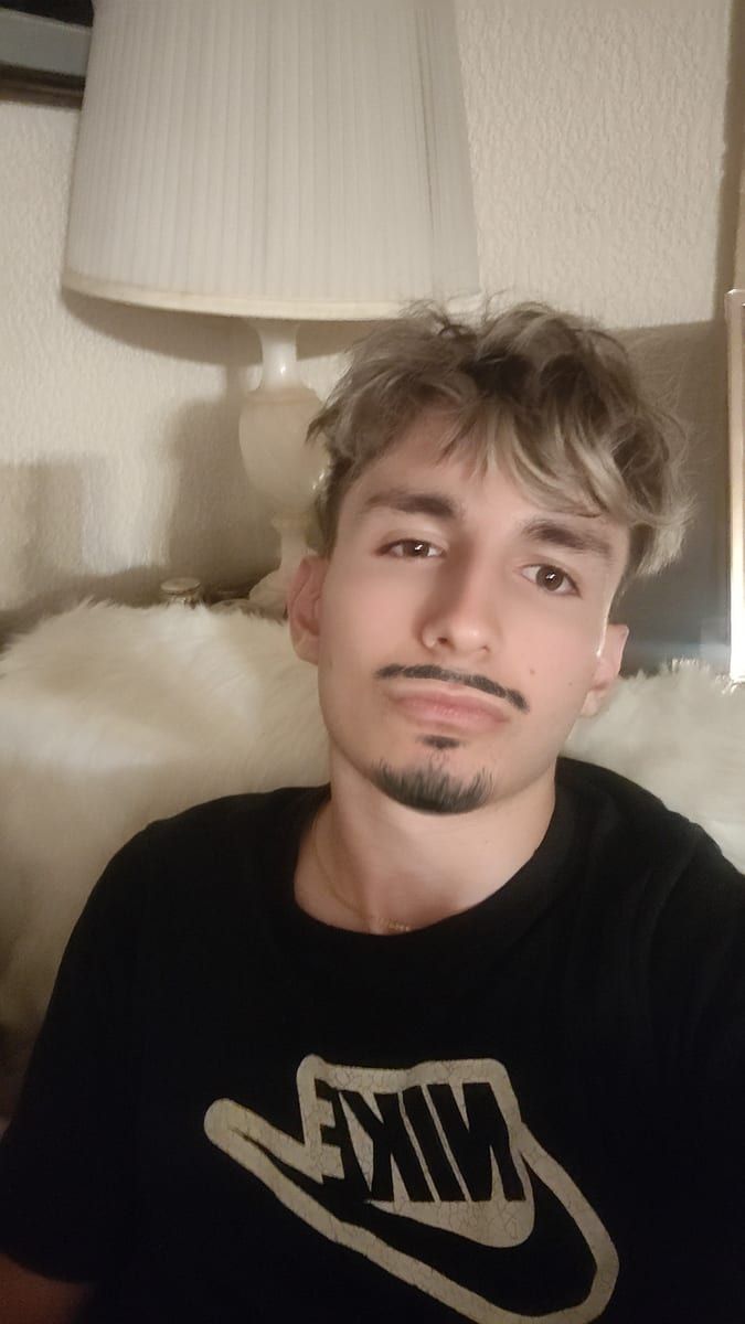 Profil von Naik